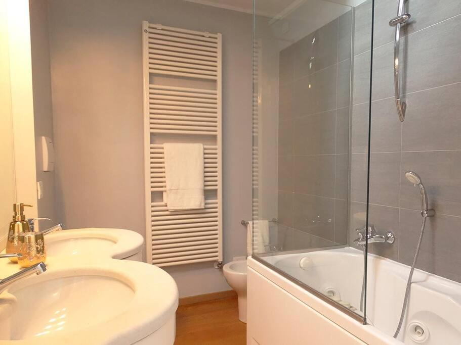 New Charme & Luxury - Sosa Residence In The Heart Of אודינה מראה חיצוני תמונה